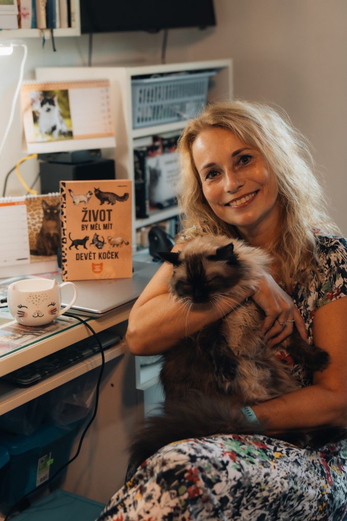 Život by měl mít devět koček